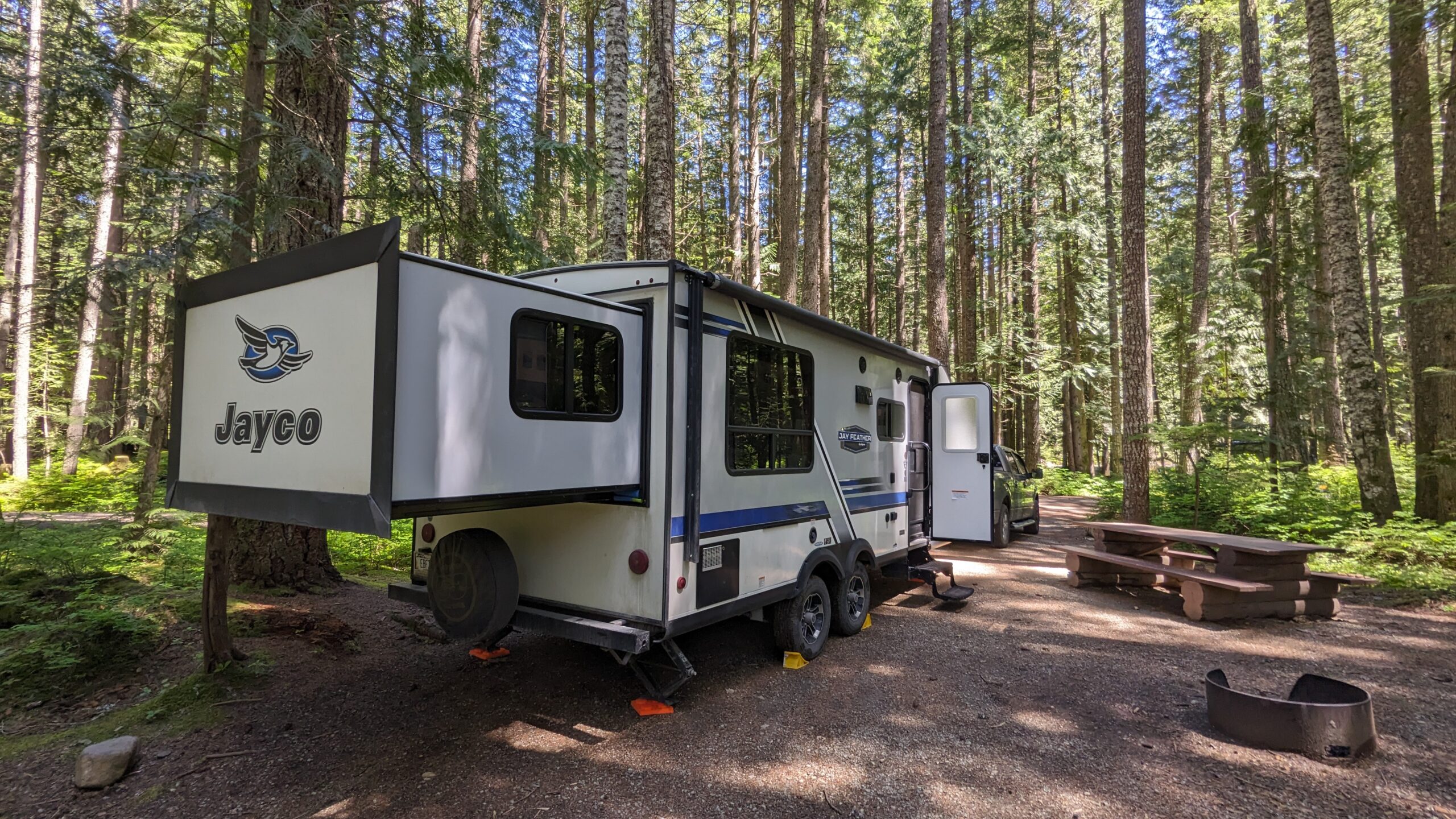 Jayco Rear Slide-Out Travel Trailer Layout with a King Bed