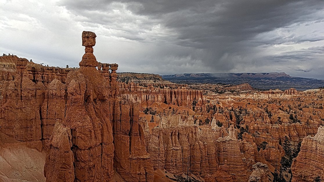 Bryce Canyon National Park morning hike image